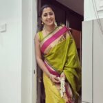 Kaniha Instagram – Positive energy all the way, from my home to yours!

❣

#ganapathyhomam #sudarsanahomam #rituals #tradition