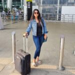 Kaniha Instagram – My first ✈️ flight for the 2020..
To be honest I have been paranoid and anxious to travel.

But we gotta do what we gotta do!!

Off to Cochi !
Pic 1 was just for the pic😊
Pic 2 masked up et al😷

Stay safe
#covidtravel #maskon #denim Kamaraj Domestic Airport, Chennai