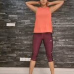 Kaniha Instagram – Few easy and simple squat variations.
I do these the days I wanna feel that burn on ma legs..
try ’em out!! 
ps:to all the the experts i know i must go way lower 😝
to all the beginners-takenit slow and keep breathing as you squat.

#squats
#ilovesquats 
#stayfit #nopainnogain #feeltheburn #legday