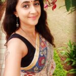 Kaniha Instagram - "The power to everything you want is inside you." ~ Rhonda Byrne #kaniha #selflove Chennai, India