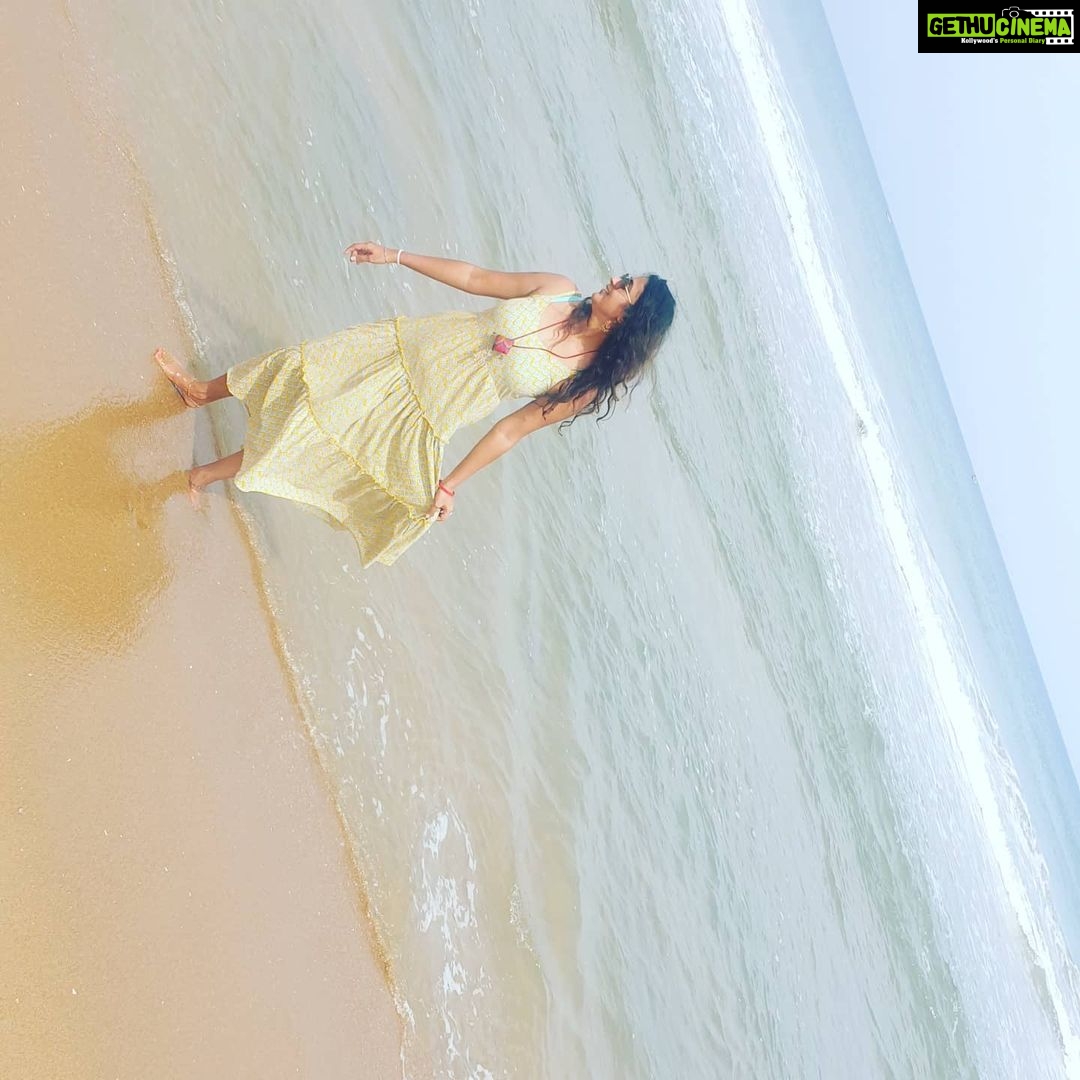 Kaniha Instagram - Life is like an ocean... High tides low tides No matter what We keep going!! ❤ #kaniha