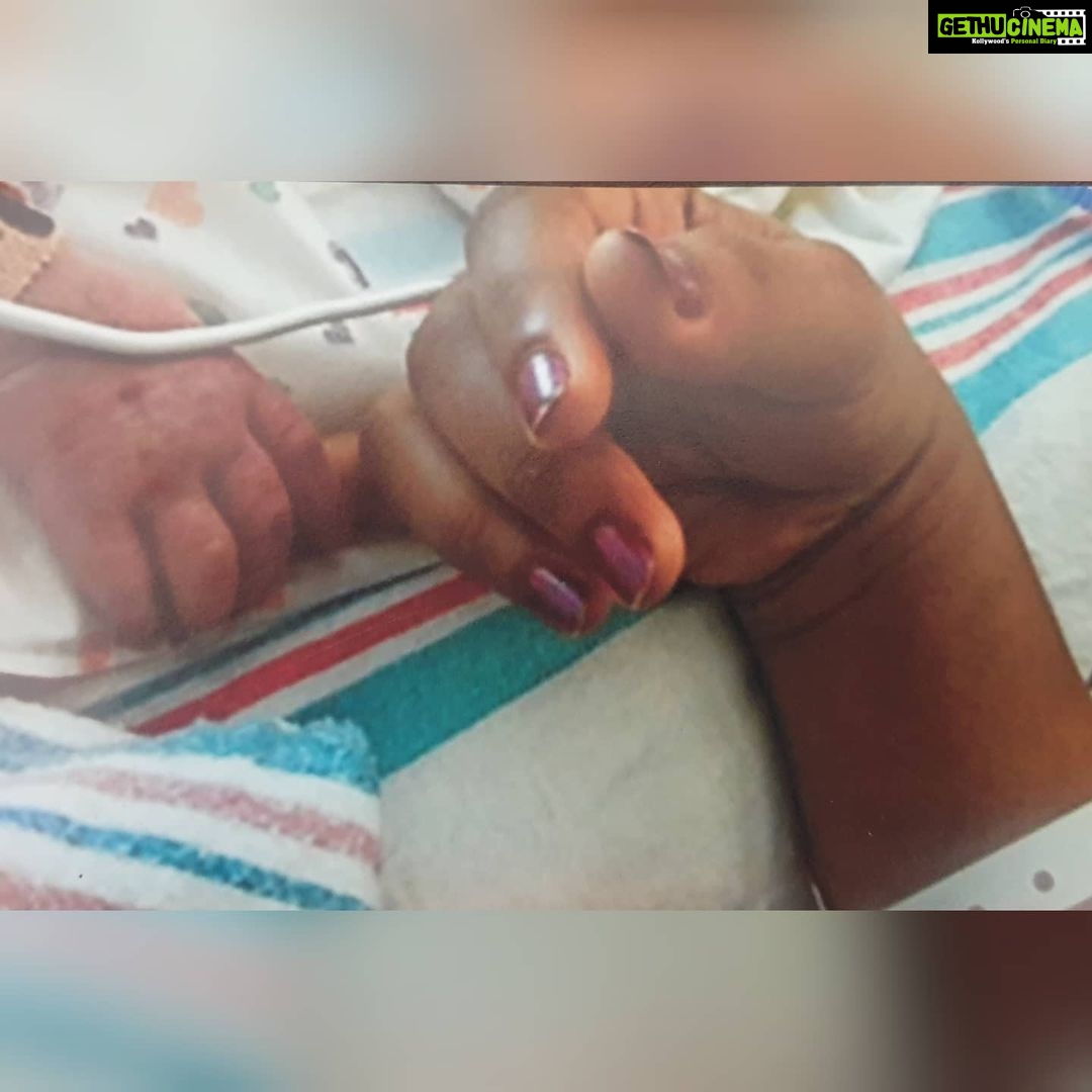 Kaniha Instagram - Why do I prioritize staying happy and how do I stay positive? Read up.. This picture is not just a picture, Its a picture of A mom holding on tight to her new born son who is about to undergo a heart surgery, Its a picture of a 5 days old baby holding on tight to his mom. What brought us both out of that 50 days battle Was our hope,faith and belief.Not once I thought I was gonna lose him and not once did he give up fighting. Today nothing else matters to me,everything else seems small. Staying happy and spreading positivity seems like a larger purpose. What you feed to the Universe as thoughts is what you receive. So train that mind of yours to keep thinking positive thoughts. Focus on your goals,love,happiness and gratitude. If you feed fear,anxiety,anger,hatred it all boomerangs in various forms. Covid has made many lose livelihoods, jobs,career,loved ones but don't lose hope. Just believe strongly that there are better things awaiting all of us. Hold on to your loved ones and stay positive. Walk away from people who drain you out. Make simple choices. Love Kaniha ❤ #positivevibes #kaniha #lifeisbeautiful