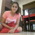Kaniha Instagram - Was so thrilled to see so many of you send me your virtual runs. Why don't we now add a plank everyday and make sure we get better every day. Even if I can inspire a few here that joy gives me immense happiness ❤😊 #eveydayplank #virtualrun #kaniha #stayfitdontquit