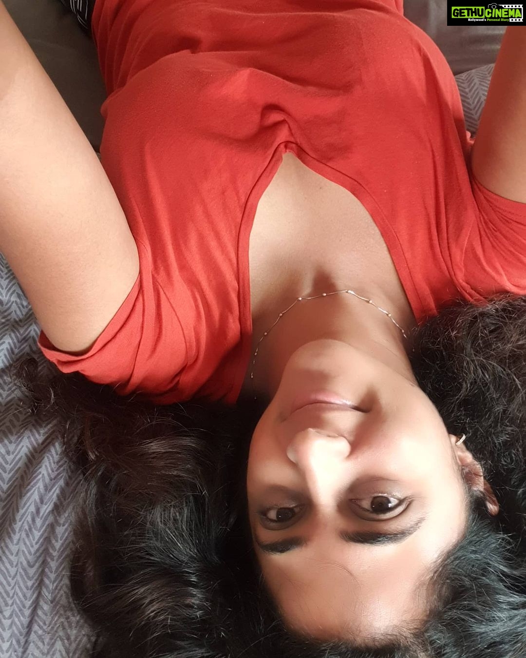 Kaniha Instagram - I am fierce ,yet gentle. I am strong,yet vulnerable. I talk too much,yet can listen very well. I am wise,yet have so much to learn. I am broken pieces,yet I'm whole. I am evolving,yet know who I am. Am I an oxymoron? I accept myself whole heartedly with all my strength and weaknesses. ❤ #kaniha #topsyturvy