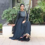 Kaniha Instagram - Beating the lockdown blues by wearing this elegant,classy, beautiful dark green georgette floor length Anarkali from @styledivalabel with embroidery detailing on chest and sleeves with maroon velvet and gold border on base !! The shawl is finished with gold beads border ! @styledivalabel I love how you put in that tender loving care and creativity into each and every dress you create. Loved wearing this ❤ Thank you so so much @anooshageorgesunoj #kaniha #styledivalabel
