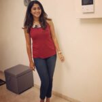 Kaniha Instagram - Be a Giver. Give positivity Give hope Give strength Give good vibes Give Love It's more fun giving than taking. You'll respect and love yourself even more when you become a giver. ❤ #kaniha #staypositive