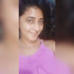 Kaniha Instagram - Two things to do before you go to sleep: 1)Cleanse your face(removes all the toxins) 2)Cleanse your mind(removes all the negative thoughts) Now say "thank you Universe" And go to sleep 🤗❤ #kaniha #positivevibes