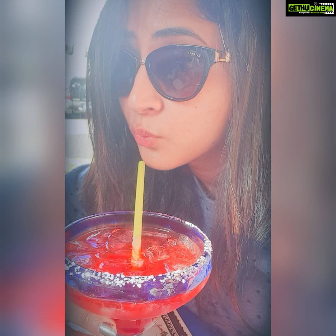 Kaniha Instagram - I wonder if there's a margarita somewhere thinking about me too. 𤣠If life gives you lime just make margaritas⤠#tbt #kaniha #margarita Alexandria, Virginia