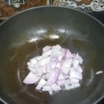 Kaniha Instagram - If you wanna cooke and eat something yummy under 15 minutes try this. Easy peezy 15 min chicken recipe. Vegetarians can replace chicken with tofu or paneer. Enjoy Bon appetit #chickenrecipes #kaniha Chennai, India