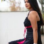 Kaniha Instagram - Never hold anger It's like holding a hot rod You'll only burn yourself. Breathe out all those negative emotions Breathe in the goodness around. Be Happy #staypositive #kaniha #lbd #blackdress