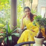 Kaniha Instagram - Everything is gonna be alright soon.. Just hang in there!! ❤ Saree from @inde_loom #kaniha #staypositive