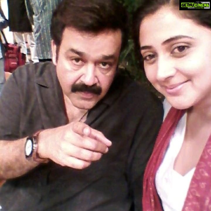 Kaniha Instagram - Happy Birthday dear Laletta🤗🤗🤗 Wishing you happiness,good health and love in abundance. These were some fond memories that I shared. ❤ @mohanlal #mohanlal @mohanlal.media #kaniha