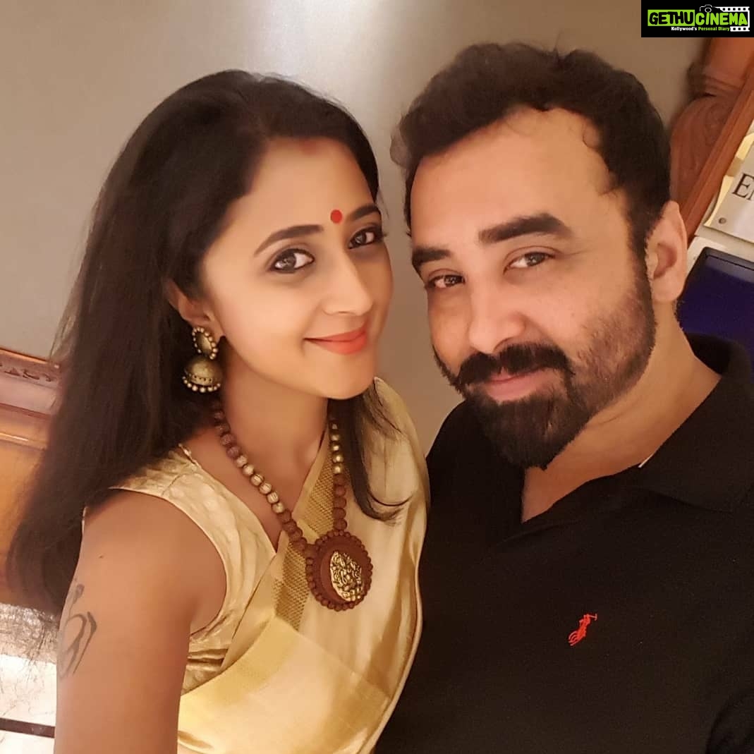 Kaniha Instagram - Happy bday to my overgrown bundle of fun,joy and love...May Baba bless you with the best of health,happiness and love always❤miss you more on this special.day. You are just 14000 & odd kms away... I'm used to you travelling but this epidemic that's spreading like wild fire just scares me to the core of my stomach..Just makes me feel so far far away.. but I know this is just a phase.. To all those who have their loved ones travelling and unable to travel back coz of the travel bans just stay strong. This is just a phase which will end soon. Together as a human race we can fight this virus away. Each and every one of us have a responsibility. Let's all do our part.It's all in our hands to put an end to this epidemic. #staystrong #positivevibes #happybday