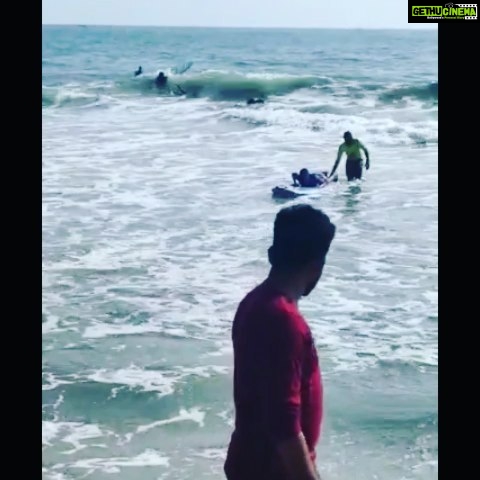Kaniha Instagram - Had a blast at the surfing point in covelong.. Amazing trainers who are so friendly and make you feel.so welcomed and safe in the waters. Perfect sunday morning with my lil one @veera_offl_ @surfturfkovalam ❤ Surfing Covelong Point