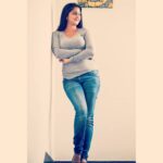 Kaniha Instagram – If you see someone without  a smile
Give them yours.
❤