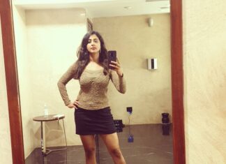 Kaniha Instagram - It takes both sun and rain for a flower to go. We need both appreciation and criticism to grow. Wear a smile and accept them both gracefully. 💕 #kaniha #positivethinking #shortskirt #mirrorfie