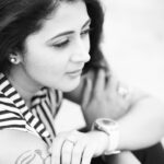 Kaniha Instagram - EGO.. a 3 letter word that can destroy the 4 letter word called LOVE. Ego is like a dust in your eye..clear it away so you can see the world better ❤ #kaniha #positivethinking