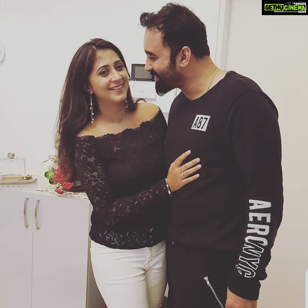 Kaniha Instagram - You will know when you mean the world to him.. It'll simply show. Embrace love❤ It's rare #kaniha
