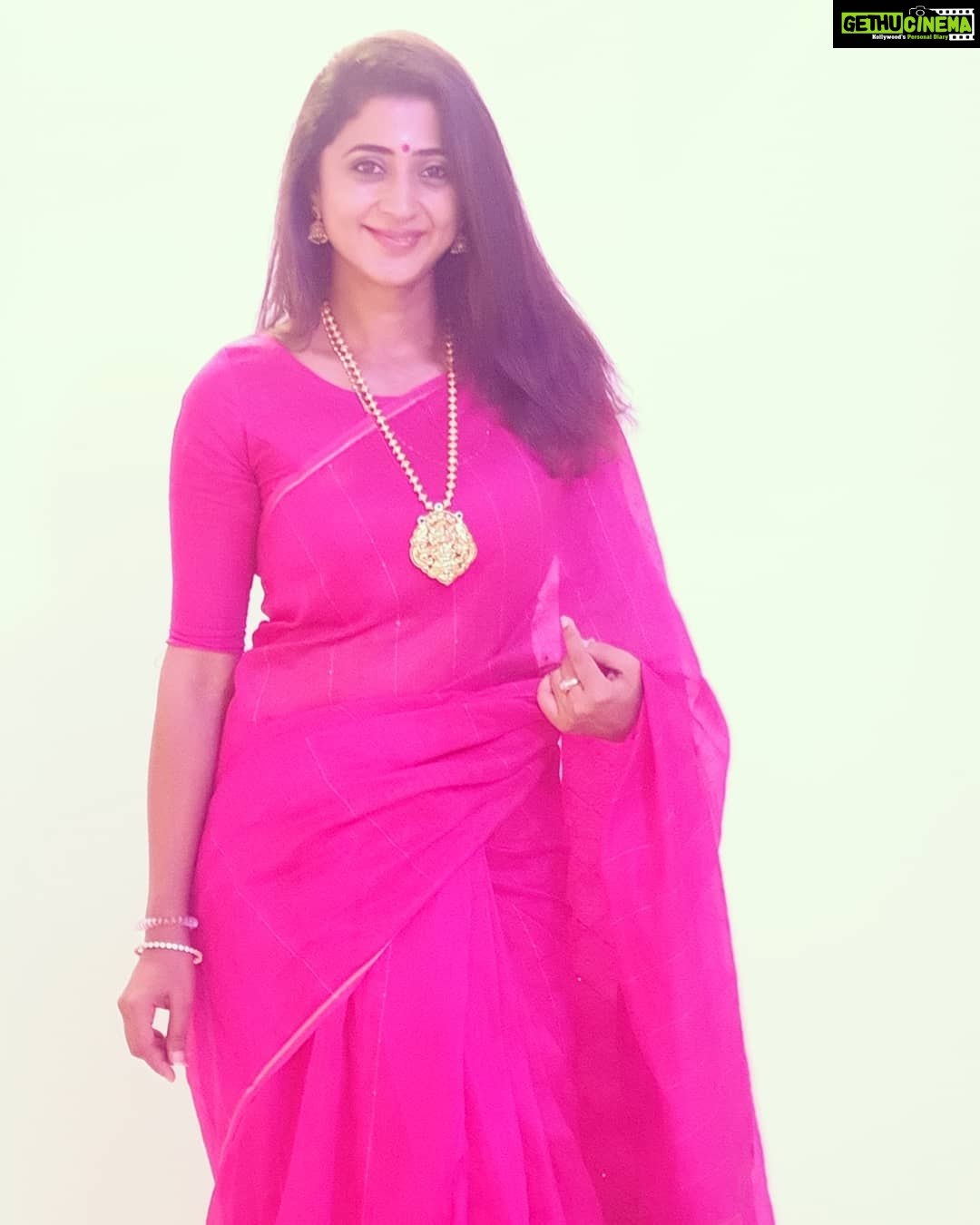 Kaniha Instagram - Draw your energy from every possible positive source but make sure you channelize your energy for the right person,right reason and right cause. Don't drain yourself out. Conserve your energy,You may need it ❤ #selfcare #positivethinking #kaniha