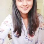 Kaniha Instagram - Never had the guts to post this video that I made few months back.. When I suffered a sudden burst of acne ..When my confidence took a hit..When I felt so low and everything looked so far far away from happy.. Yes I bounced back when I accepted myself the way I was and stopped putting pressure on myself.. I know so many of us out there suffer from social/self inflicted pressure to look a certain way,to be a certain way etc.some of you battling mental/physical illnesses This video is for y'all ❤ Embrace yourself Love yourself Noone can love you more than yourself #kaniha PS:Haters pls continue to hate .. Even if this vIdeo makes sense and makes a difference to a few I'm happy 🤗 Chennai, India