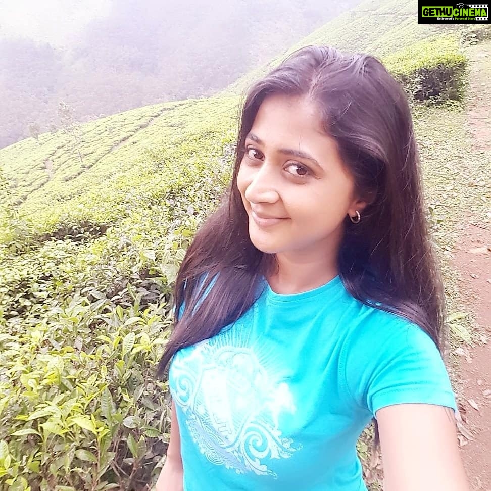 Kaniha Instagram - You are the bestest company you can give yourself but for that you have to learn to love yourself. Off late I've realized It's so important to take that time off for myself. Even if it's just an hour..Its very fulfilling where I address all those thoughts in my head..find solutions..pat myself sometimes ..correct myself..a lot of learning amd unlearning happens. I love going to movies by myself,I love going out to a restaurant by myself,I love netflixing and idling away by myself..That doesnt make me a loner..that makes me a person who loves my own company who chose to keep it that way for that evening.. learn to enjoy your company now and then..stay in sync with yourself. .its awesome,its fulfilling and you'll realize there's abundance of happiness within you ❤ #kaniha #ilovemyself #loveyourself #solotravel