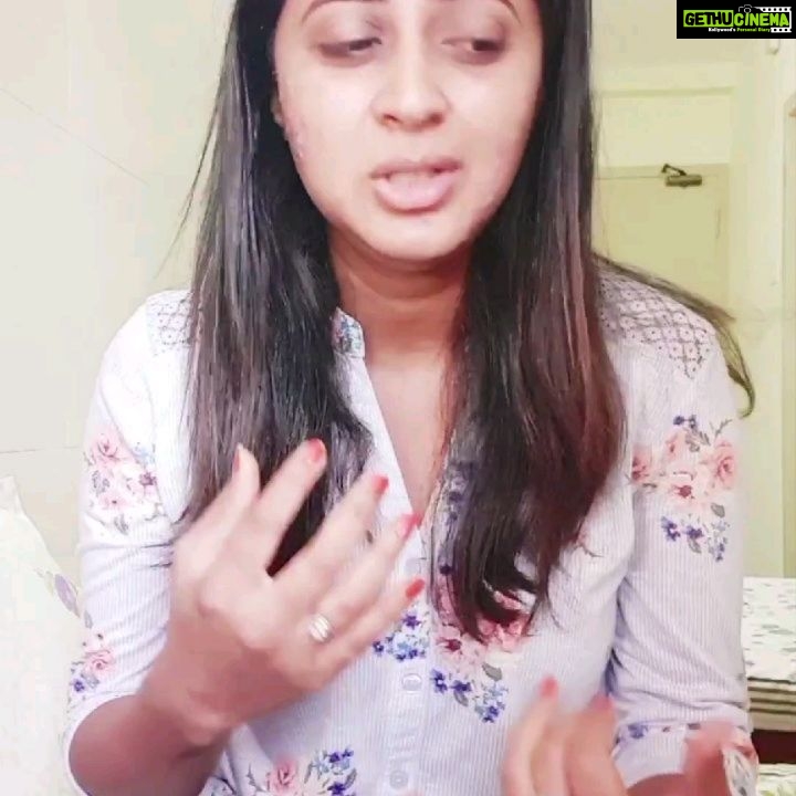 Kaniha Instagram - Never had the guts to post this video that I made few months back.. When I suffered a sudden burst of acne ..When my confidence took a hit..When I felt so low and everything looked so far far away from happy.. Yes I bounced back when I accepted myself the way I was and stopped putting pressure on myself.. I know so many of us out there suffer from social/self inflicted pressure to look a certain way,to be a certain way etc.some of you battling mental/physical illnesses This video is for y'all ❤ Embrace yourself Love yourself Noone can love you more than yourself #kaniha PS:Haters pls continue to hate .. Even if this vIdeo makes sense and makes a difference to a few I'm happy 🤗 Chennai, India