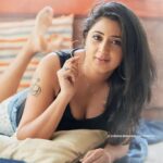 Kaniha Instagram - Never forget how far you've come ! #wealldeservelove #loveisbeautiful #lifeisbeautiful Loved posing for @subhashmaheswar @lotmore.in Stay tuned for more of these clicks!