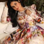Katrina Kaif Instagram - Dreamy Florals 🌺 something special coming soon with @gaurikhan “ 🏡