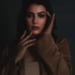 Kavya Thapar Instagram - 4 AM Vibe 🖤🐆 Clicked by @studiodenz HMU by @sakbagasramua Styled by @kaurseerat @runwaylifestyl @runwaylifestylstudio @varunkatoch06 💕 Mumbai, Maharashtra