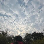 Kavya Thapar Instagram - Days like these that breathe the life back into me.. ॐ Guru 🙏❤️ Anant Dham