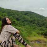 Kavya Thapar Instagram - Take me back … to a world where I can breathe freely once again … 🍃🌾