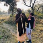 Kavya Thapar Instagram - Happy Birthday Gurupapa 😇🌹 #jairamjiki #guruji #iloveyou #thankyou #paramathma 🫂❤️ @anantdham Haridwar