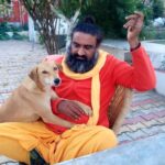 Kavya Thapar Instagram - Happy Birthday Gurupapa 😇🌹 #jairamjiki #guruji #iloveyou #thankyou #paramathma 🫂❤️ @anantdham Haridwar