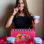 Kavya Thapar Instagram - My warriors are ready! Are yours ? Get your @olenaworld @myplixlife vitamin warriors to fight against unhealthy hair, pms and intoxication’s ! Use KAVYA10 to get an additional 10% discount on the products 🌺🌝 India