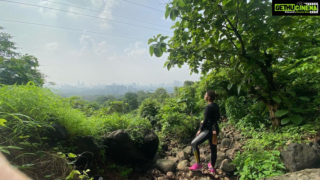 Kavya Thapar Instagram - Come in concrete world, we’ve found home and we ain’t coming back 🌳💚 #natureschild #junglelife Mumbai, Maharashtra