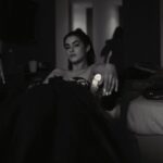 Kavya Thapar Instagram - Absolutely love this realised candid; it was me resting in between a shoot but suddenly caught in a click, it was me not being ready for a shot to a mili second realisation of a click and boom we have this… aah! Epic 🖤 @studiodenz India