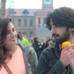 Kavya Thapar Instagram - So excited to share the glimpse from the song #ChetiAaja COMING SOON till then enjoy some #behindthescenes 😜🥳 #StayTuned #ZeeMusicOriginals @pritkamani @kavyathapar20 @amjadnadeemaamir @yogkoushal @renzufilms @danishrenzu @anuragbedii @kirthirai @zeemusiccompany ✨ Kashmir ,the real paradise on earth