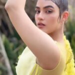 Kavya Thapar Instagram - 👑⭐️🌻🌕 . . . . . . . . . . . . . . . . . . . . . . . #reels #reelsinstagram #reelsvideo #reel #reelitfeelit #réel #reelsindia #reelindia #reelkarofeelkaro #reelinstagram #actress #reellife #actresslife #actresslifestyle #video #videography #feelings #feeling #random #cute #hot #kavyathapar #kavyathapar20 #trendingreels #trending #trendingsongs #trendingnow #trend Mumbai, Maharashtra