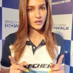 Kriti Sanon Instagram - Lace-up for Mumbai's coolest walking event! The Skechers Mumbai Walkathon is back with its third edition and I am excited to be a part of it. Register for the Skechers Mumbai Walkathon today & step towards a fitter lifestyle. Registrations open until 15th September’22 on www.skecherswalkathon.in #SkechersIndia @skechersindia