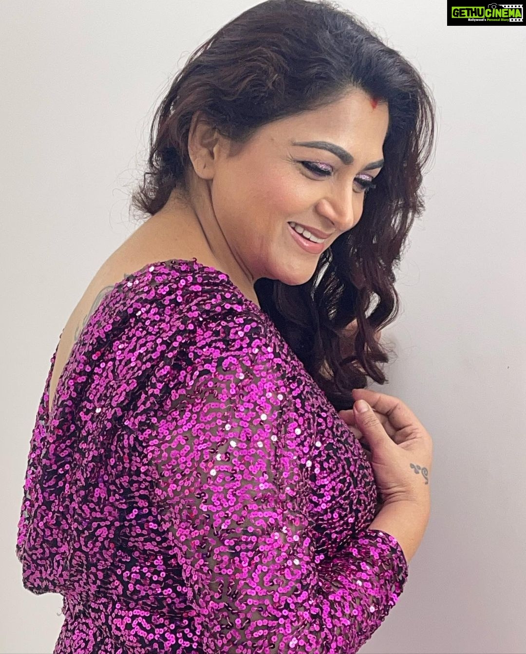 Kushboo Instagram - Back to the future!!! ❤️