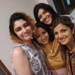 Kushboo Instagram - Nothing feels better than meeting old friends and sharing laughter over some sumptuous biryani. It means more when kids bond too. Such a beautiful eve spent with @rambhaindran_ and her kids in chennai at her beautiful home. Always a warm hearted person. Missed you #Indie. Let's catch up again soon. Love you Jaya. ❤️❤️❤️🤗🤗🤗💞💞💞🥰🥰🥰