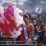 Lara Dutta Instagram - The Miss Universe officials who had accompanied me on this trip were overwhelmed! They had never experienced such large numbers of people!” Lara exclaimed revisiting her Homecoming as Miss Universe 2000 💫 @larabhupathi @livafashionin #LIVAMissDiva2022 #10YearsOfMissDiva #LiveYourFlow #FluidFashion #RoadToMissUniverse
