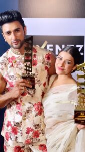 Madhuurima Instagram - Together we stand, together we fall, together we win and winners take all! 💥🔥🙏🏼🤗 Thank you to all the fans for this love and adoration! Every award is special and this one too indeed. Thank you @middayindia for this. Style and Fitness Male Icon 2022 and Iconic Indian Actress 2022 🔥 @iiiaward Outfit designed and Styled by @retesh_retesh Make up and Hair @makeupbypramod_sah #nishantmalkhani #nishantsinghmalkani #nyrabanerjee #indiainternationalinfluencerawards #mensfashion #mensfitness Duniya wale jalte rahe, hum chalte rahe! 😏💪🏻 Mumbai, Maharashtra
