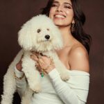 Malavika Mohanan Instagram – It was bring-your-doggo-to-work day 🐶🤍

Zuma’s glam team- @nittigoenka @spacemuffin27 @amaker7