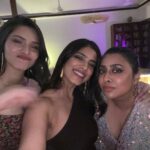 Malavika Mohanan Instagram - It was a happy birthday ♥️ Only love to everyone who made it so special and made me feel so loved 🥰 ✨