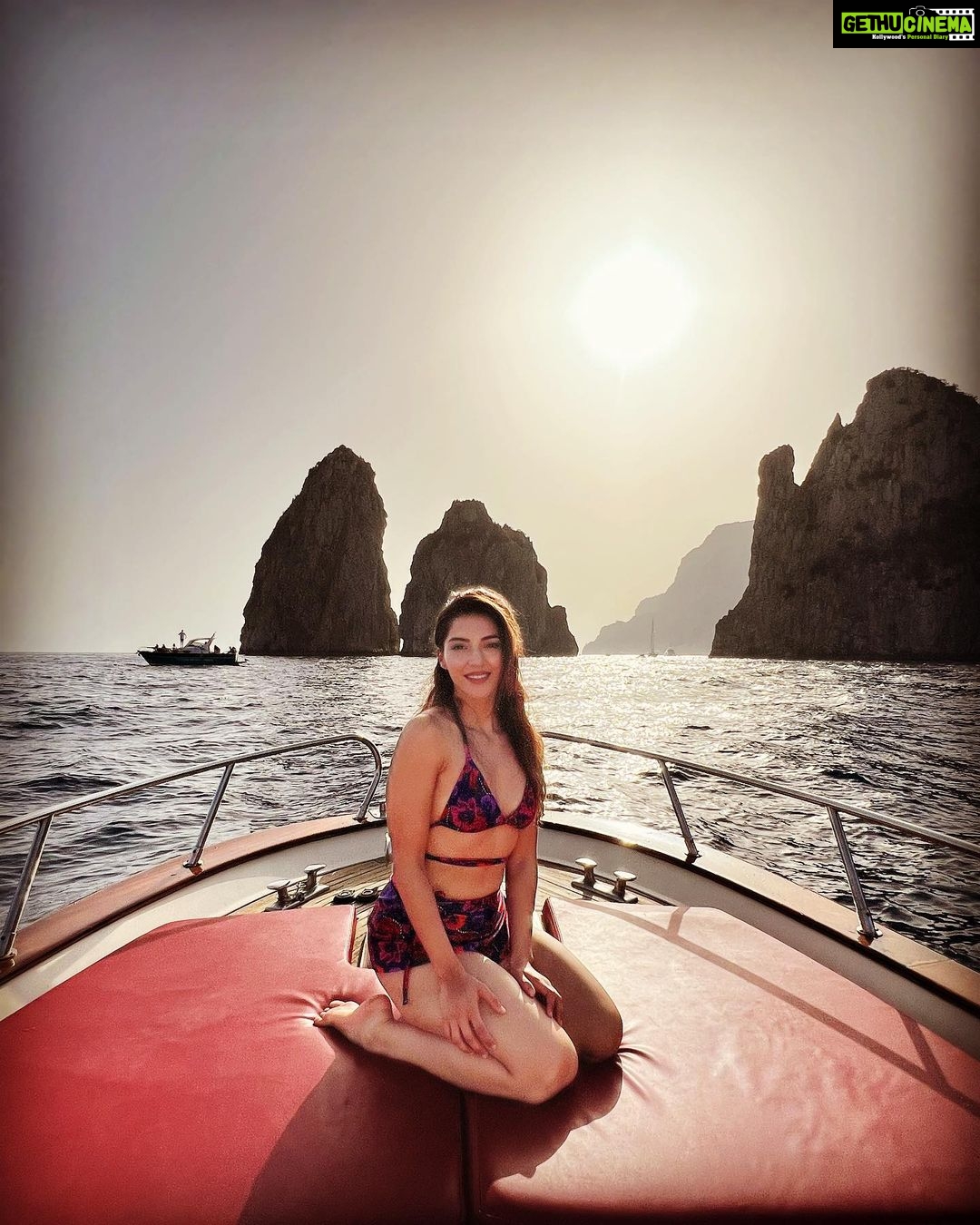 Mehrene Kaur Pirzada Instagram - White Grotto #Capri 🏝 Capri, Italy