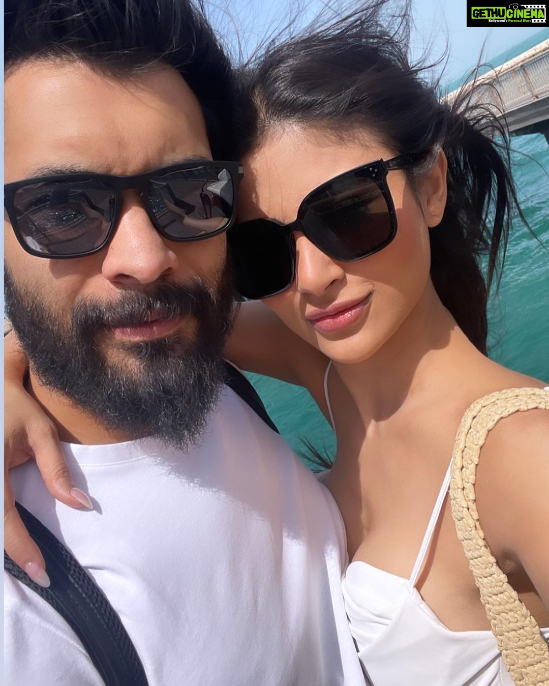 Mouni Roy Instagram - Happy birthday, the shining 🌟 of my life and the giver of best cuddles and kisses in the world..I can’t wait to spend an eternity together, My err’ything, the best part of me.. Am just the luckiest to have wished you into my reality @nambiar13 🔱♥️