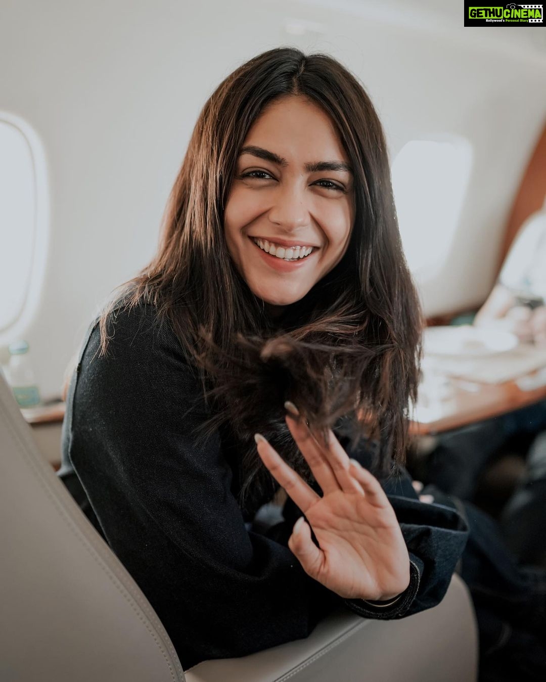 Mrunal Thakur - 1.4 Million Likes - Most Liked Instagram Photos