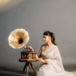 Mrunal Thakur Instagram – SERENDIPITY 🎷🕊 

@mrunalthakur 
Outfit: @toraniofficial 
Jewellry: @amrapalijewels 

.
.
Styled: @archamehta 
Styling team: @ruchi.munoth 
@abhishri__maru 
Makeup: @missblenderr_
Hair: @deepalid10
Clicked: @__suru