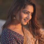 Nakshathra Nagesh Instagram – Hair, make up and styling by me 🥳🧿 

@haran_official_ @abarnasundarramanclothing @srinivi_collectionz